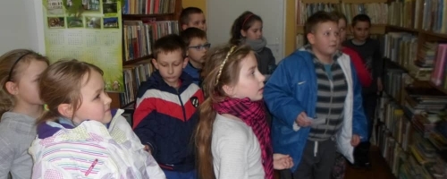 Dzieci ze szkoły w Biesowicach odwiedziły naszą Bibliotekę :D